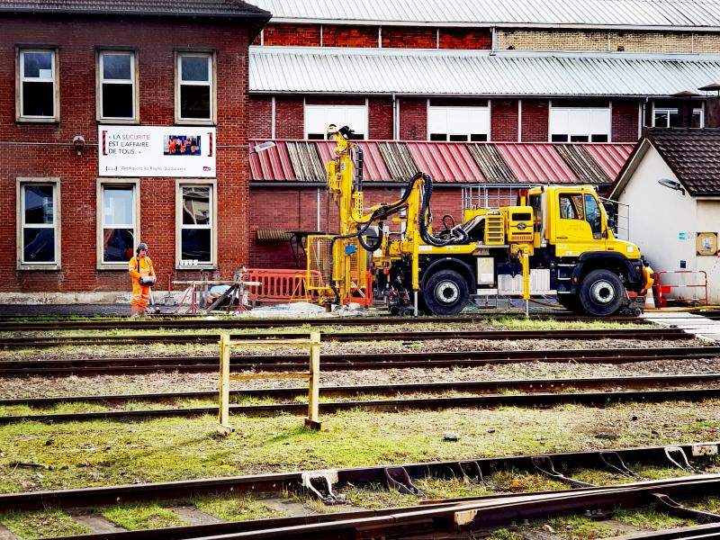 Van Elle undertakes rail ground investigation (GI) at Paris depot with hundreds of unexploded world war bombs potentially buried deep in the ground.