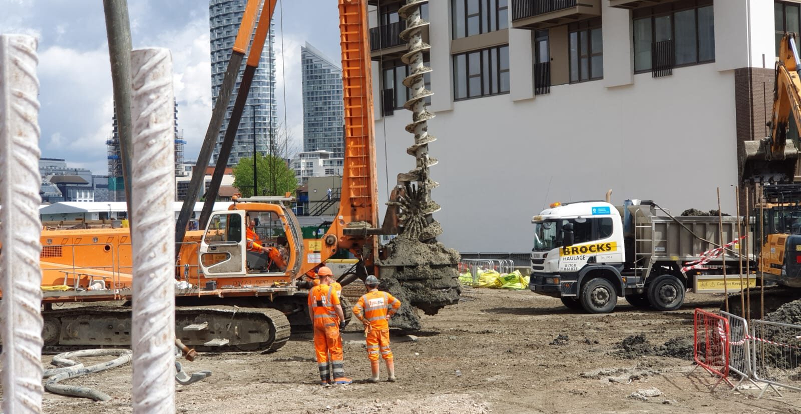 Van Elle CFA Piling at Wood Wharf Development, London