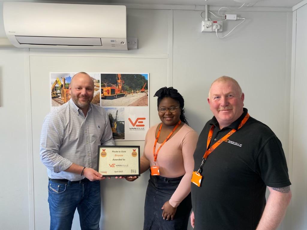 Van Elle achieves Bronze in Network Rail’s ‘Route to Gold’ plant reliability scheme