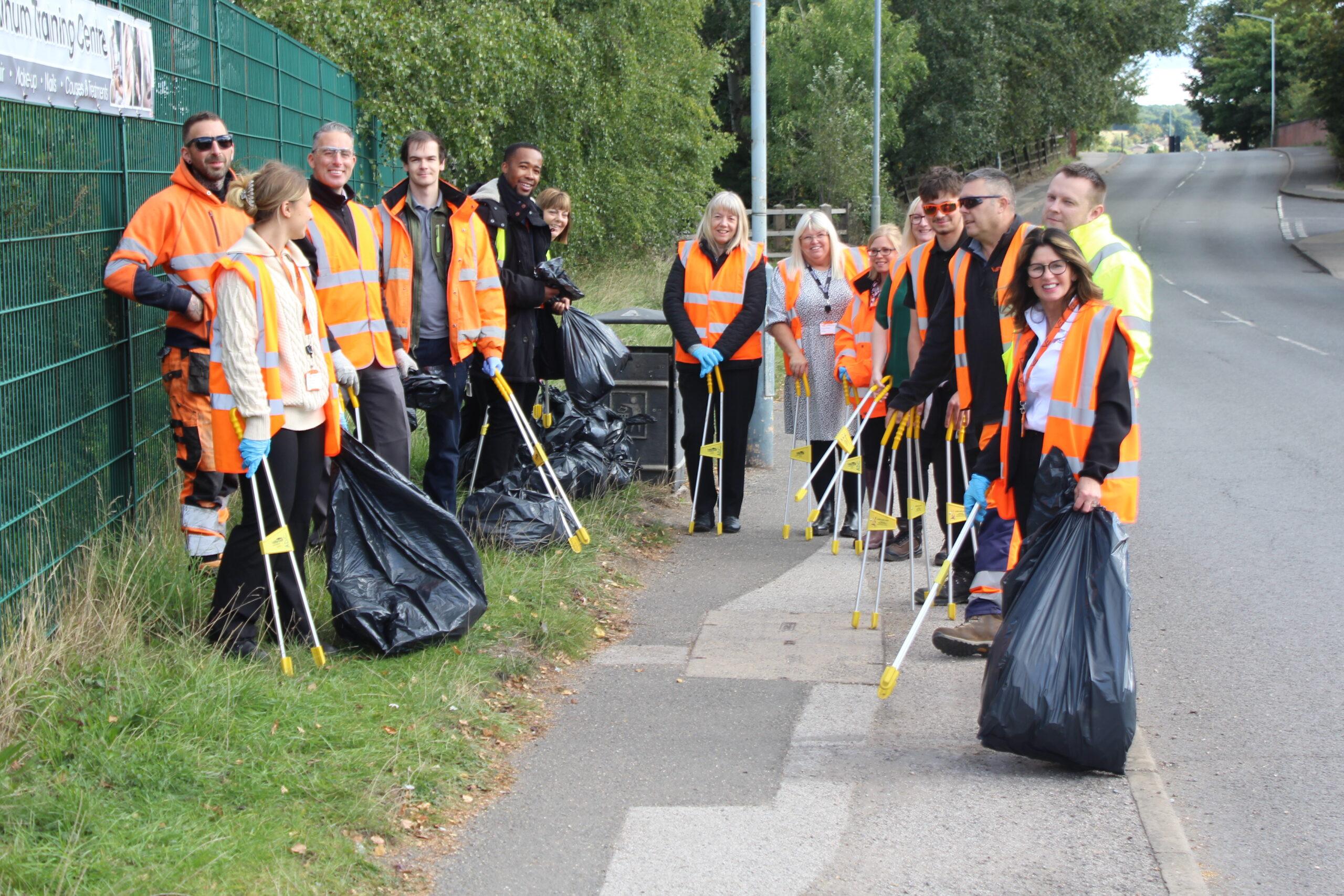 Volunteers clean up during second litter pick for Ashfield District Council