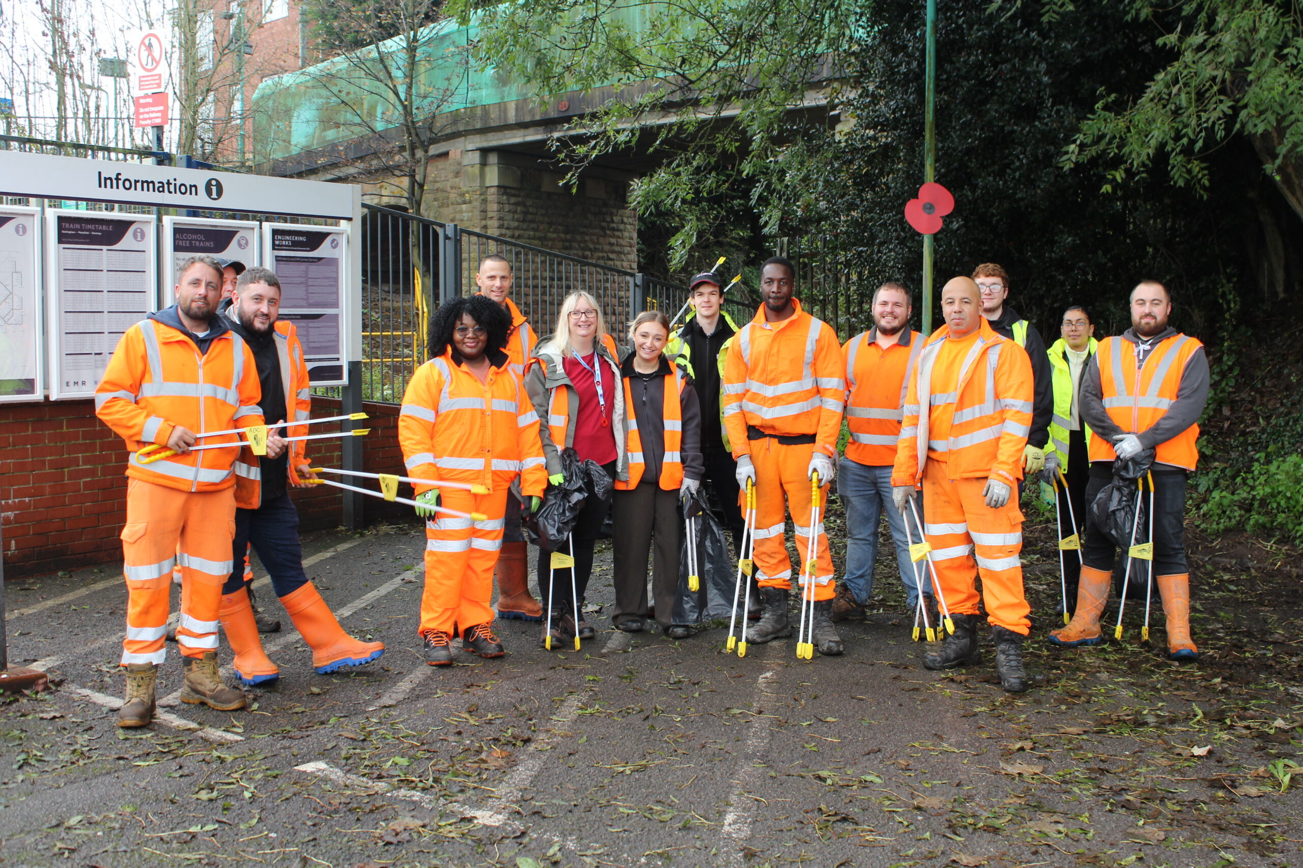 Van Elle supports collaborative community clean up