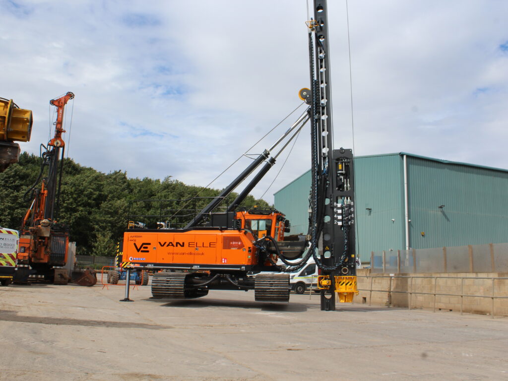 Junttan-piling-rig