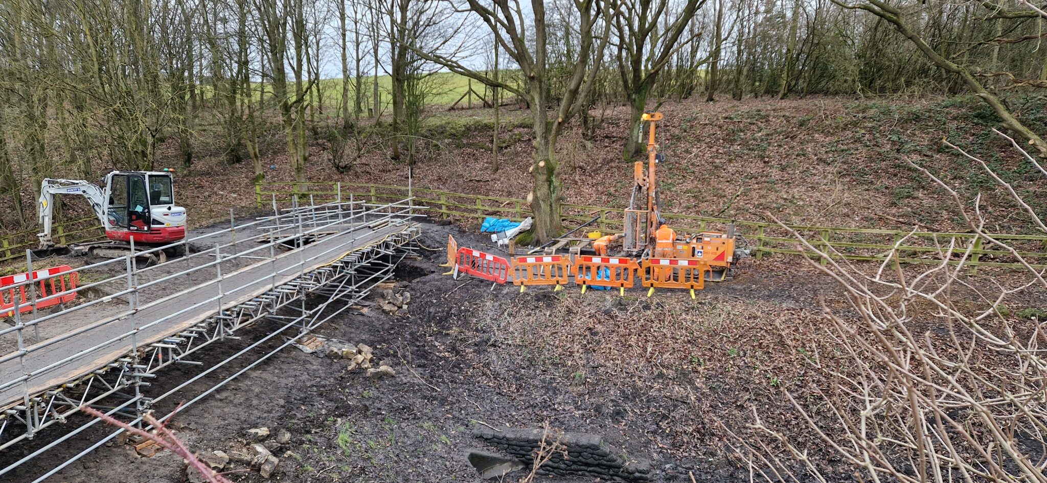 M62 Hilltop Farm, Leeds